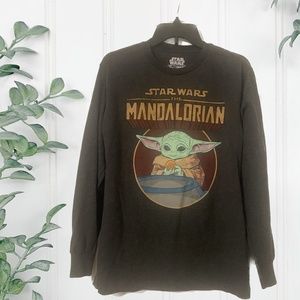Disney Star Wars Mandalorian Long Sleeve Shirt Medium